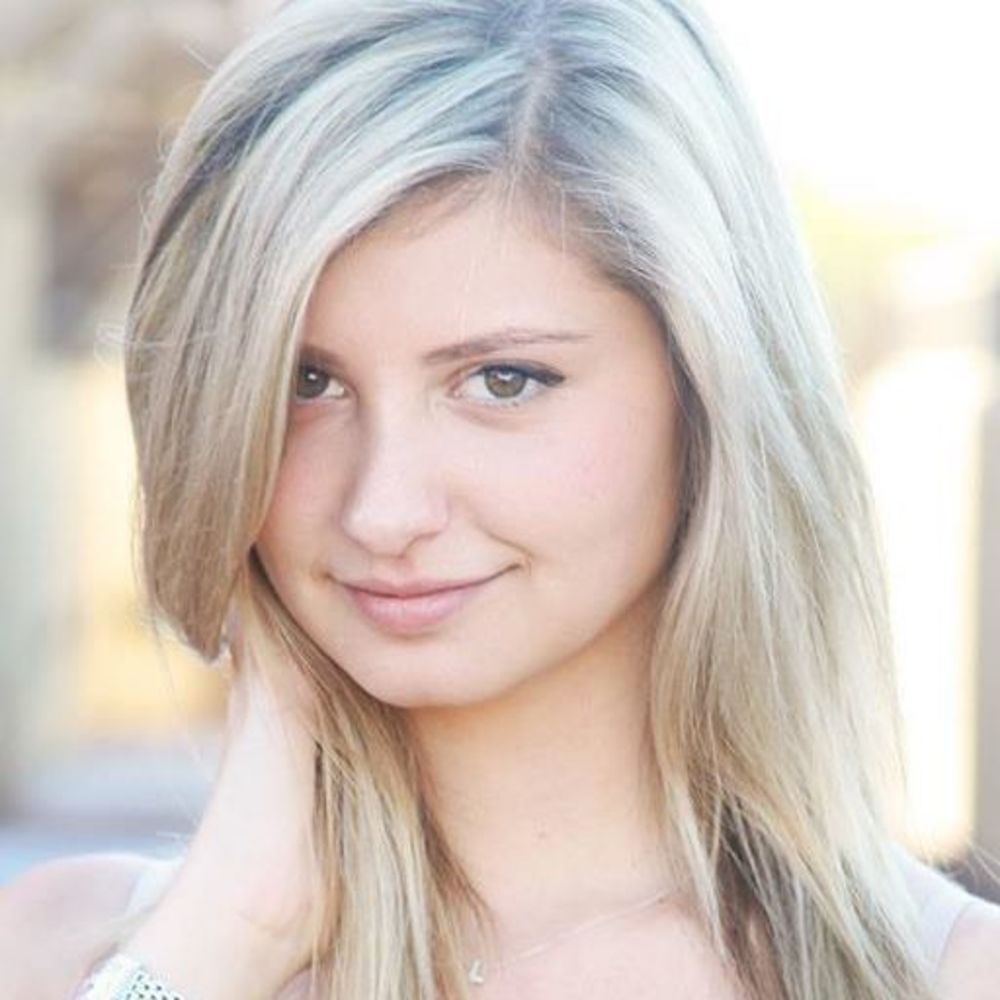 Meet your Posher, Liza